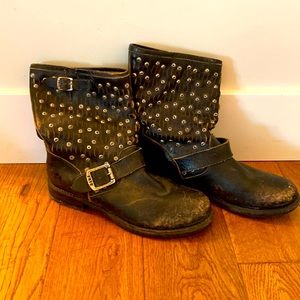 Frye Boots Jenna Disc Short Leather Studded Moto Boots